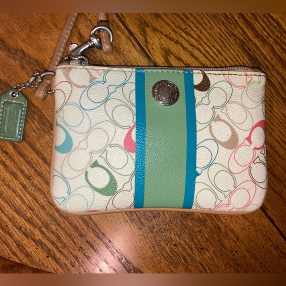 Coach Chelsea Heritage Stripe Cream Multicolor Logo Wristlet EUC